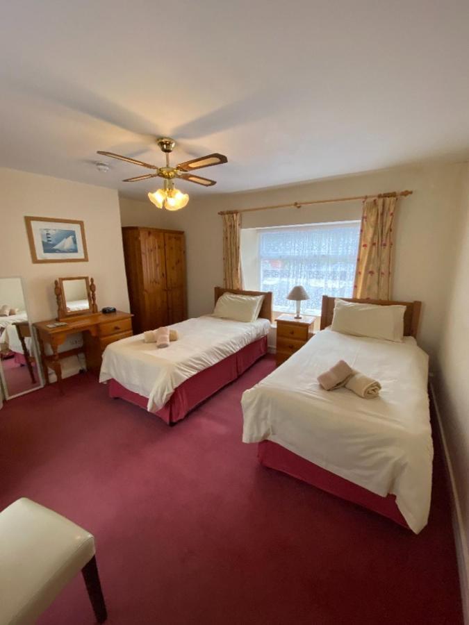 The Copley Arms Hotel Looe Room photo