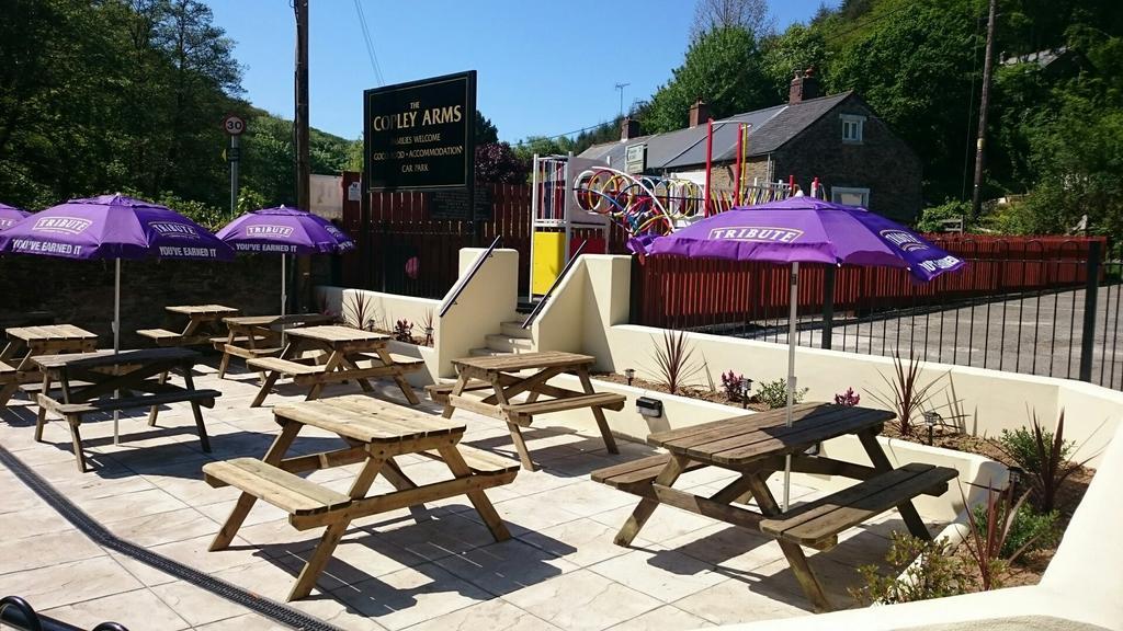 The Copley Arms Hotel Looe Exterior photo