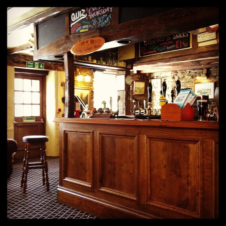 The Copley Arms Hotel Looe Exterior photo